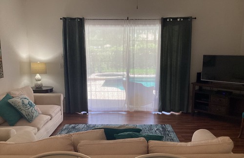 Silver Creek Casa | Large family vacation home, close to Disney, private pool & spa, newly remodeled