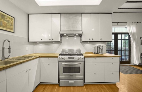 Downtown Eastside Casa | Charming Character-filled Heritage Home near DT