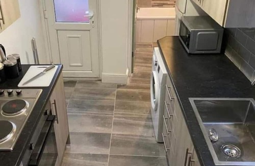 Gateshead Apartamento | 3 bdrm flat 5 beds, free parking