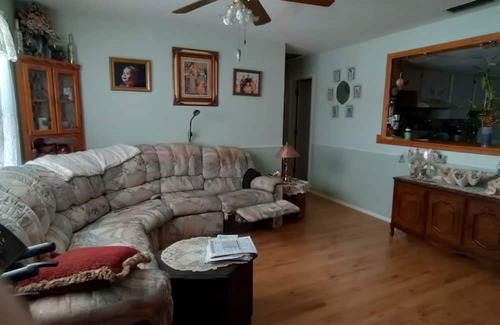 Port Charlotte Casa | Lovely quiet home for rent. Fully furnished you don’t even need your toothbrush.