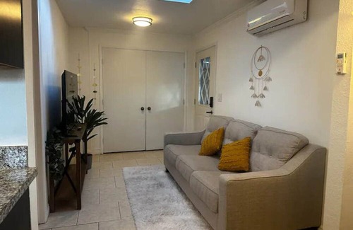 Security Acres Casa | Fully Equipped Townhouse Scottsdale Arizona - Washer/dryer and Kitchen!
