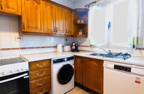Gibraltar Apartamento | Marina Suite-hosted by Sweetstay