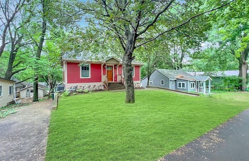 Spirit Lake Casa | The Monarch Cove House off West Lake Okoboji