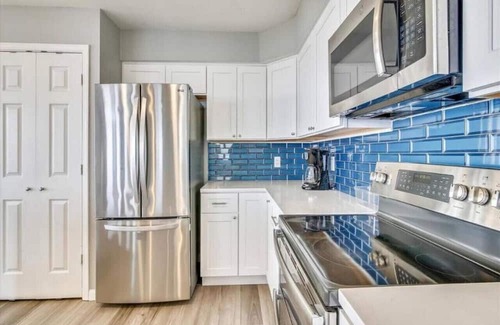Galveston Casa | Beachfront Envy Home Sleeps 16