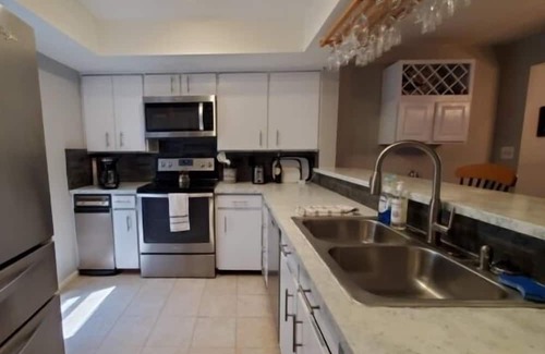 North Shore Casa | What A View, Wifi, ping pong, cloe to amenities