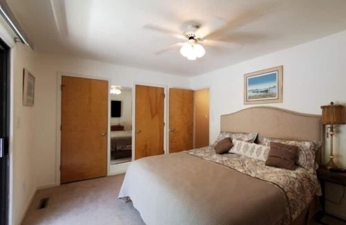 North Shore Casa | What A View, Wifi, ping pong, cloe to amenities