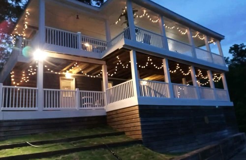 Titus Casa | What a view of our beautiful Lake Jordan. This cabin is sure to charm you .