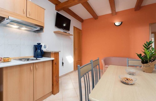 Brnobici Apartamento | Beautiful apartment with sea view and swimming pool