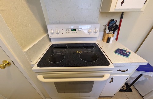 Copperas Cove Apartamento | 1 BR APT w/Kitchen, Sleeps Four! Ideal for PCSing In or Out. No extra fees