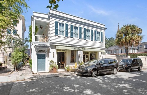 French Quarter Apartamento | Dianna Browns Place | Historic District