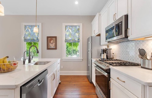 French Quarter Apartamento | Dianna Browns Place | Historic District