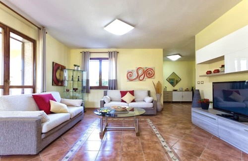 La Pietraia Casa | Alghero, Villa Mistral for 7 People With a Large Veranda