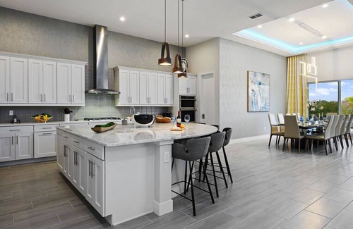 Reunion Casa | Modern Mansion with Themed Bedrooms at the Bear's Den