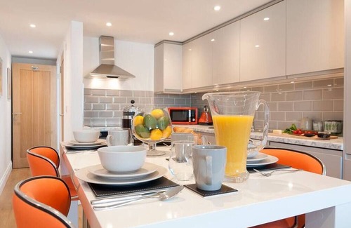 Plymouth Apartamento | Magnificent views of Tamar and Rwy. Free Parking