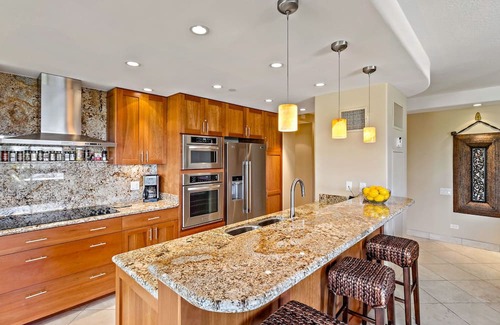 Kaanapali Condominio | MRR Presents Kaanapali Ali'i 262 - Brand New Remodel, 6th Floor Corner 2BR w/ Partial Ocean AND Mountain Views