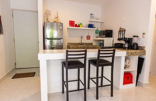 Municipio de Progreso Apartamento | Romantic condo 1 block from Sea Progreso East