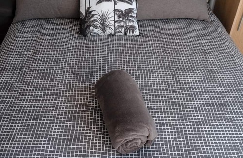 Haussonville-Blandan-Mon Desert-Saurupt Apartamento | Guest room Henriot ⭐⭐⭐