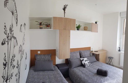 Haussonville-Blandan-Mon Desert-Saurupt Apartamento | Guest room Henriot ⭐⭐⭐