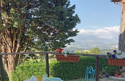 Carpineti Cama Y Desayuno | Antica stalla e fienile ristrutturato immerso nella natura