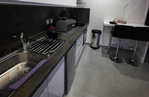 Freneuse Apartamento | Romantic Apartment with Private Jacuzzi