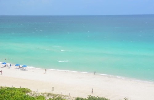 Seybold Apartamento | Awesome studio bay view direct beach access