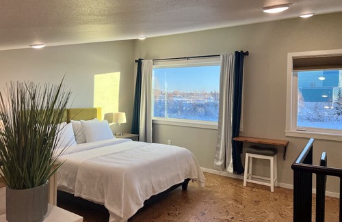 Fairbanks Casa | Newer, modern townhome on the river. Prime location, close to everything!