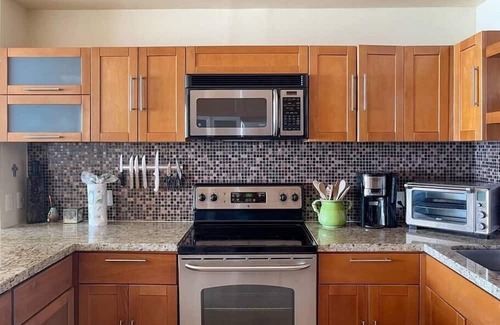 Puerto Peñasco Condominio | Oceanfront Gem with Pools & Private Beach
