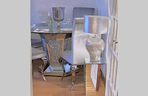 Port Glasgow Casa | Beautiful sea view property