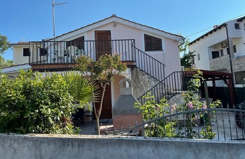 Milcetici Apartamento | Apartment Pape *** with terrace