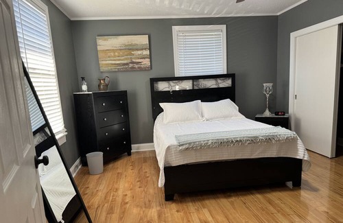 Danville Casa | Danville VA cozy DanRiver Mill Home, walking distance to Casino