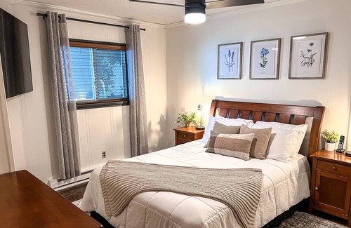 Snowshoe Condominio | COMPLETELY Remodeled Modern Condo in Summit!
