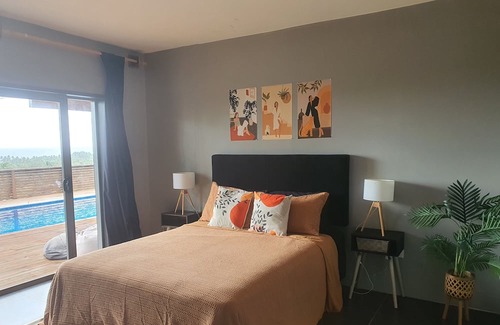 Takuvaine Tapere Casa | Beautiful Family Friendly House with Pool