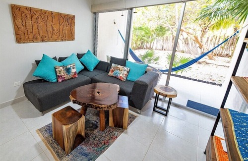 Municipio de Progreso Apartamento | Very chic 3BR Condo, tons of amenities, 1 block fr