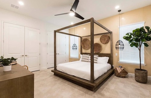 Reunion Casa | Boho-Chic Estate with Themed Bedrooms at Reunion