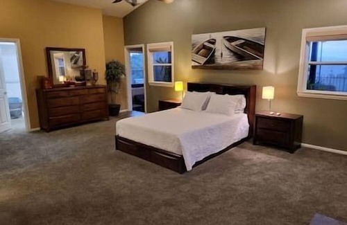 Fallbrook Casa | High on the Hill Serene View Home on Avocado Grove