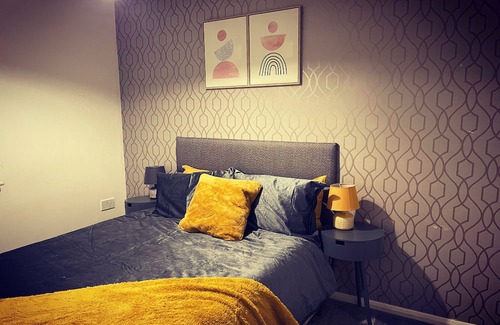 Alvaston Casa | Apartment in Derby by Leecroft Cosy Stays