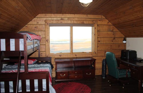 Santa Rita Casa | Tranquil 4-bedroom Glacier View Getaway