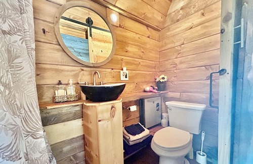 Sevierville Cabina | Wood Cabin in the Smoky Mountains