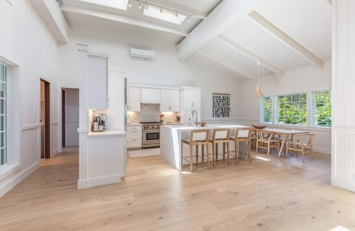 Wainiha Casa | Modern Beachfront Estate near Tunnels, Sleeps 12