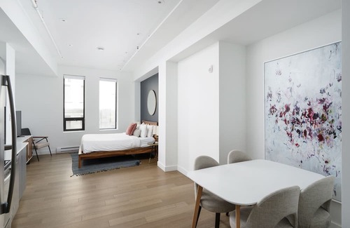 Quartier des Spectacles Casa | BAKAN - Gem in the city : MODERN loft in Old Mtl/DT
