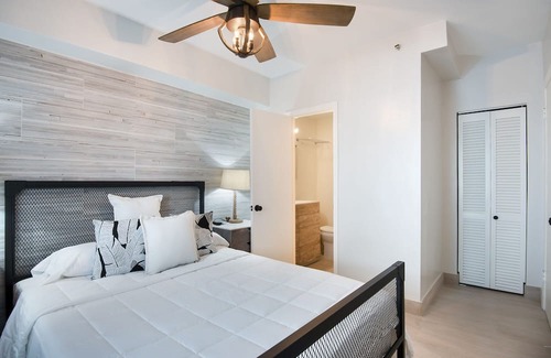 South of Fifth Condominio | BEACHFRONT/SOUTH OF FIFTH/OCEAN VIEW/CLEAN/POOL