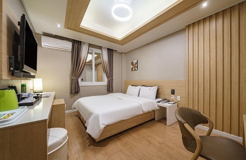 Mokpo Hotel | Mokpo 1beonji Hotel