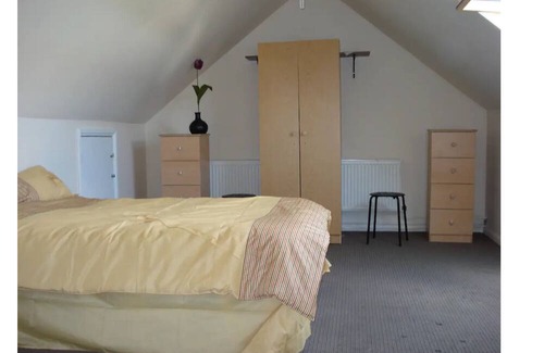 Leyton Cama Y Desayuno | Lovely Double Near the Underground