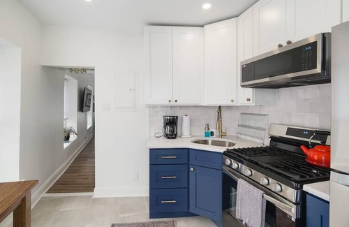 Manayunk Apartamento | Brand New Manayunk Retreat 2BR including parking