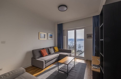 Kabatas Condominio | Trendy Waterfront Apt. with a Striking View