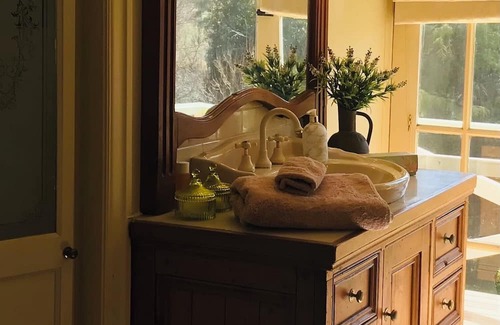 Mount Rankin Casa | Charming Accomadation close to Bathurst $190.00 for 2 guests