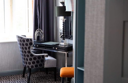 Kirkdale Hotel | Phoenix Hotel Liverpool