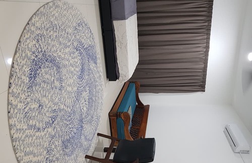 Bukit Kecil Condominio | new executive ocean view 3 bd condo with pool gym