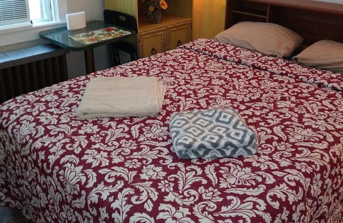 Harrisburg - Hershey Apartamento | High Quality Small Furnished Guestroom. Self contained. No Shares.
