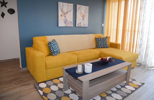 Bugibba Apartamento | ITS YOUR VACATION, MAKE IT A MEMORABLE ONE!!